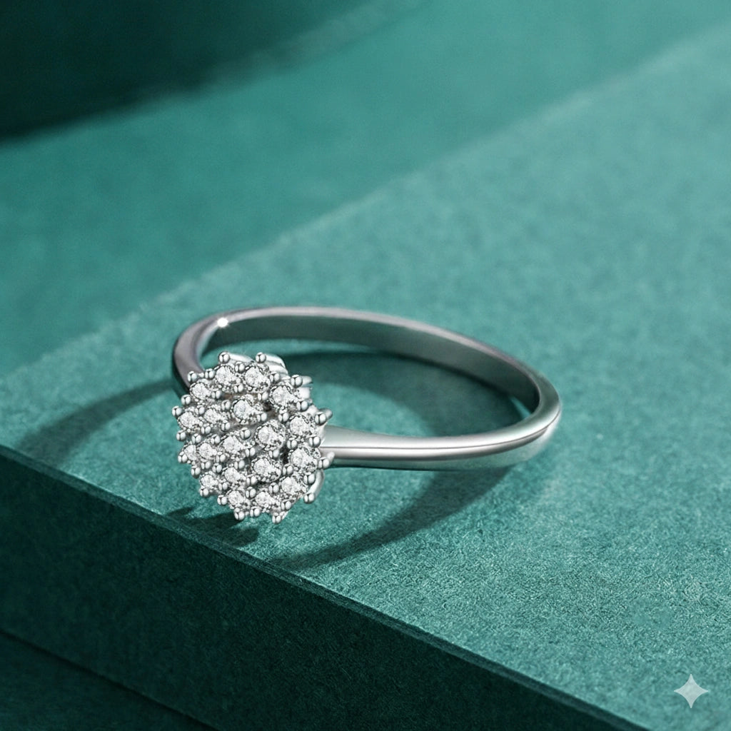 Anel de Prata Flor Pedra Cravejada